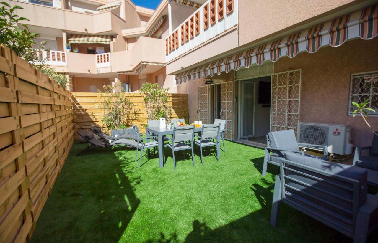 Le Ptit Max Centre Ville - Terrasse Sainte-Maxime Zewnętrze zdjęcie